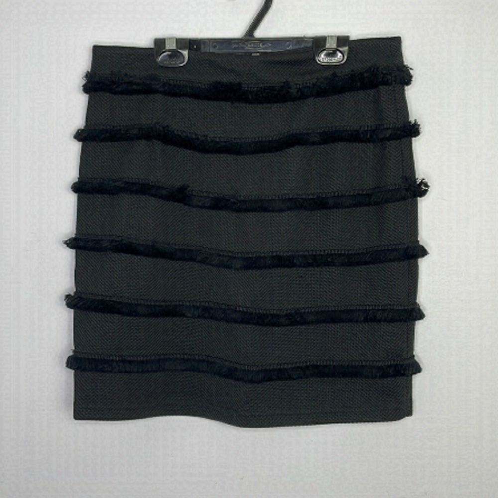 Sophyline texture fringe mini skirt